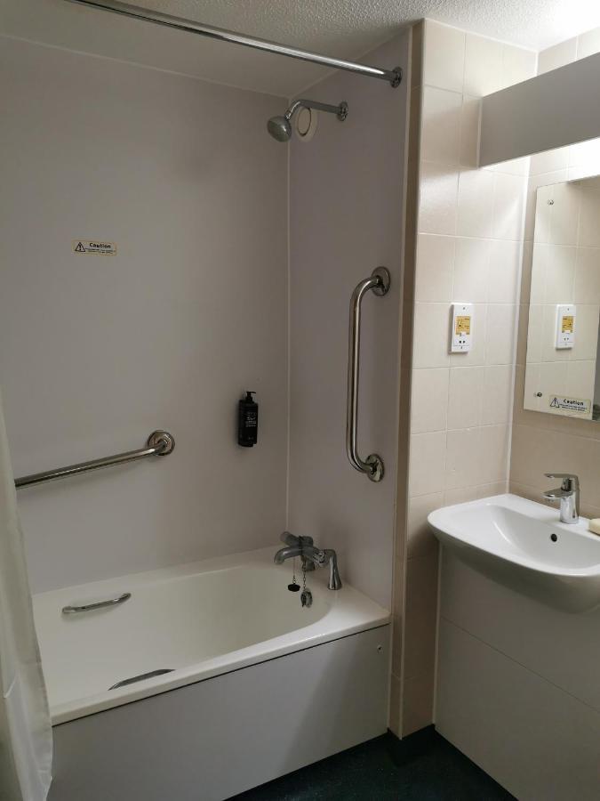 Thurrock Hotel M25 Services Aveley Eksteriør billede