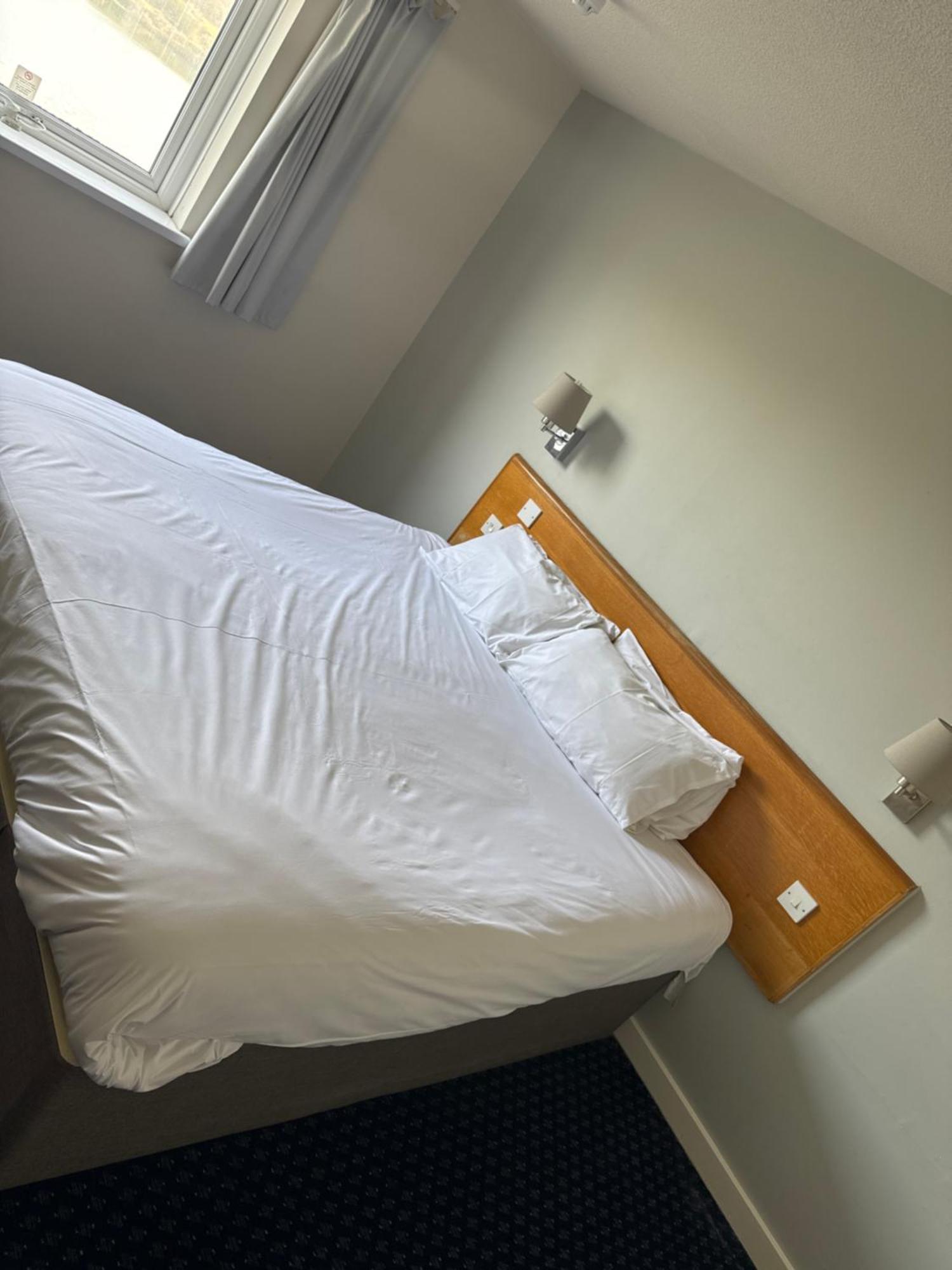 Thurrock Hotel M25 Services Aveley Eksteriør billede