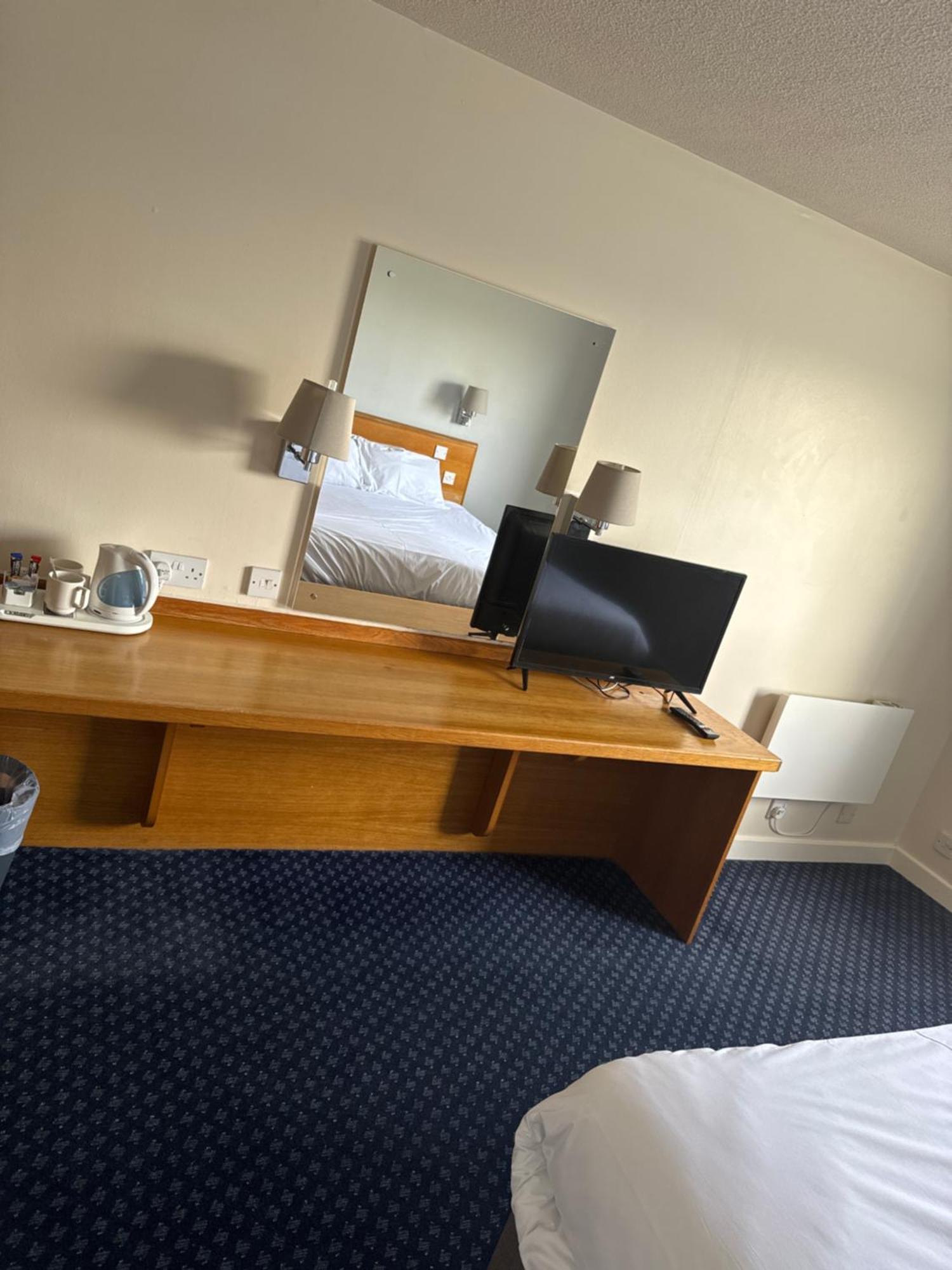 Thurrock Hotel M25 Services Aveley Eksteriør billede